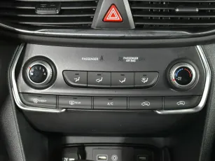 Hyundai  16