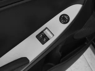 Hyundai  11