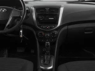 Hyundai  13