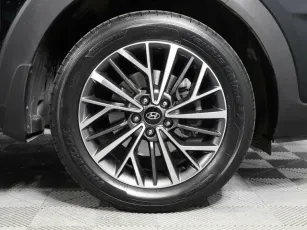 Hyundai  6
