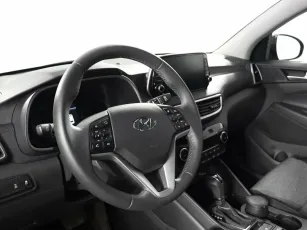 Hyundai  9