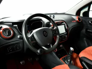 Renault  9