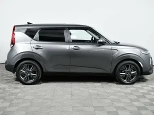 Kia  4