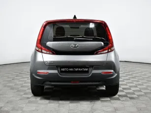 Kia  6