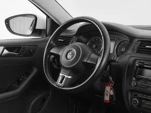 Volkswagen  10