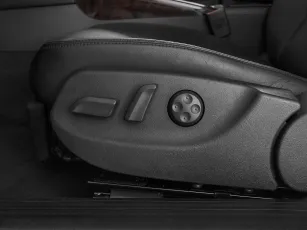Audi  16