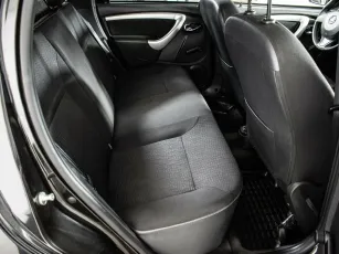Nissan  7