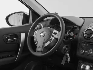 Nissan  10