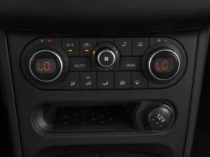 Nissan  15