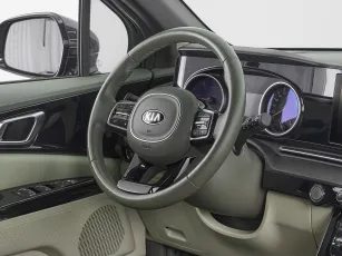 Kia  10