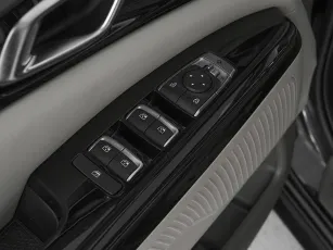 Kia  13