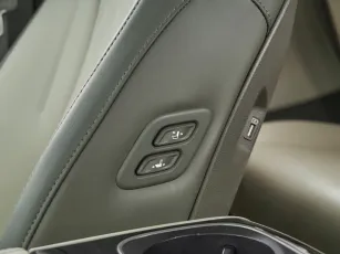 Kia  15