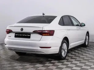 Volkswagen  3