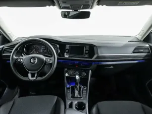 Volkswagen  6