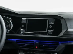 Volkswagen  8