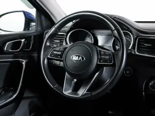 Kia  12