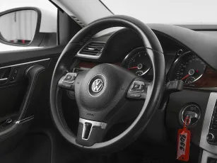 Volkswagen  10