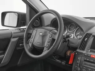 Land Rover  10