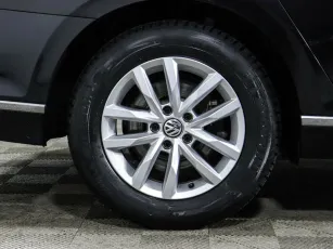 Volkswagen  5