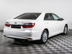 Toyota  3
