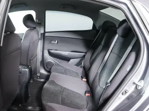 Kia  16