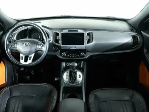 Kia  11