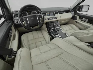 Land Rover  6