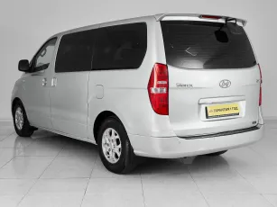 Hyundai  4