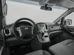 Hyundai  9