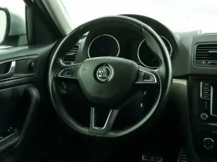 Skoda  8
