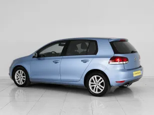 Volkswagen  4