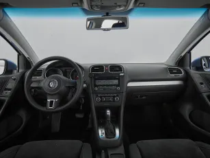 Volkswagen  8