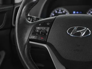 Hyundai  11