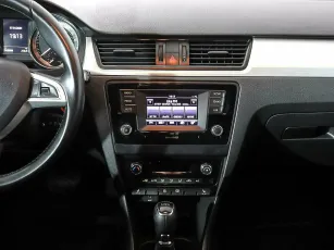 Skoda  9