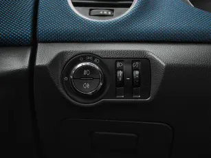 Chevrolet  11