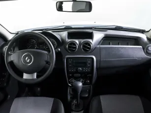 Renault  9