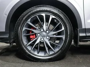 Geely  8