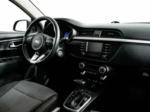 Kia  8