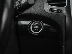 Kia  11