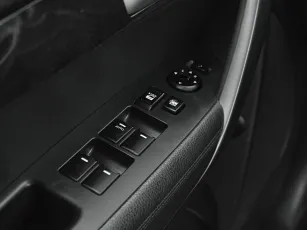 Kia  13