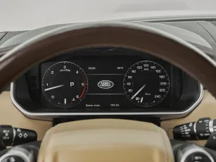 Land Rover  11