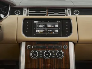 Land Rover  22