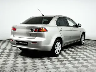 Mitsubishi  3