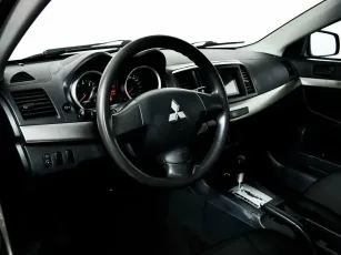 Mitsubishi  7
