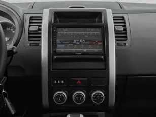 Nissan  13