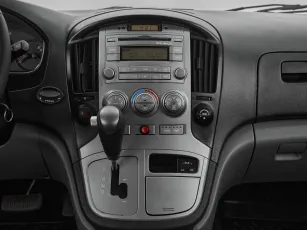 Hyundai  13
