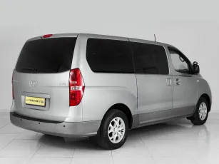 Hyundai  6