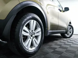 Kia  9