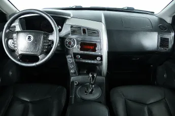 SsangYong  9