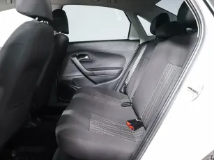 Volkswagen  13
